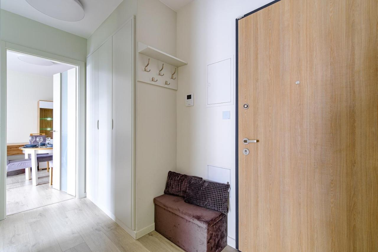 Hello Apartments Zajezdnia Wrzeszcz With Private Parking Гданьск Экстерьер фото